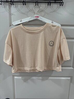 SHEIN Women’s Size Medium Yellow Crop Top